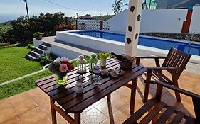 Casas Hoya Limpia- Sólo Adultos